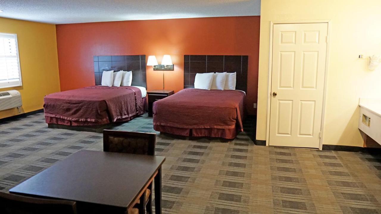 Travel Plaza Inn Compton ภายนอก รูปภาพ